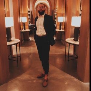 Meet your Posher, Joshua